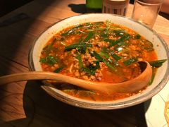 小锅米线-缘生态云南菜·野生菌庭院餐厅(华侨城店)