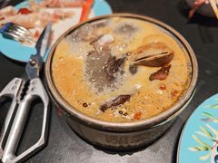 -雍容荟帝王蟹活龙虾展台自助(IFS黑金店)