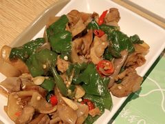 -老乡鸡(上海品尊国际中心店)