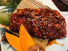 -山川小町·极番烧肉(新地假日广场店)