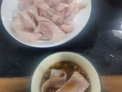 -叶二姐九尺鹅肠火锅(南部新城店)