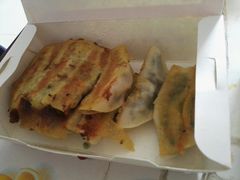 -宣海荣锅贴大王·陕味小吃集(钟楼店)