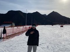 -荣盛康旅野三坡滑雪场