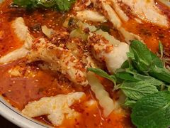 -云海肴·汽锅鸡·云南菜(天山百盛优客店)