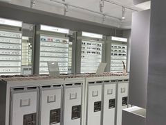 -目艮眼镜SHOWROOM(品牌集合店)