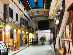 -老潍县美食街(东方路店)