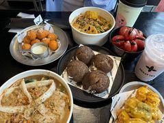 -W COLLECTIVE  DESSERT SHOP