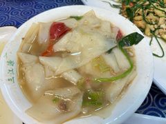 -三江源美食城