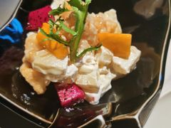 -穹六人间 people 6(岳阳路店)