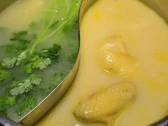 -禄婶鸡煲·打边炉