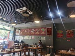 大堂-范贤光鸡公煲(平乐园总店)