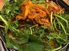土豆排骨火锅-喇喇排骨火锅·传统韩式脊骨汤(望京西园总店)