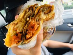 -正宗杂粮煎饼香软鸡蛋饼