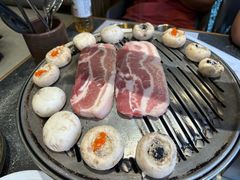 -草家酱蟹炭火烤肉店(珲春南路一店)