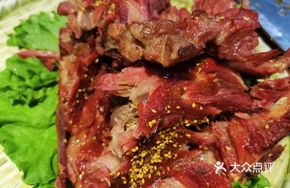 Flavorful Roasted Pork Spine