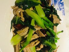 黑腐竹拌芥蓝-雲蜀龙阁·金牌水煮鱼(方庄店)