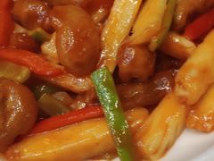 -香巴拉云南餐厅(华莱坞店)