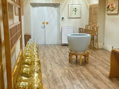 -蟹家大院 · 独揽江景(滨江店)