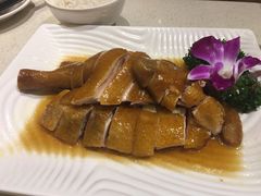 酱油鸡-香港新发烧腊茶餐厅(书城店)
