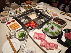 -海底捞火锅鲜切牛肉主题店(长寿路店)
