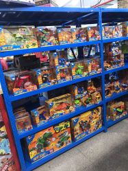 -逝水玩具折扣店