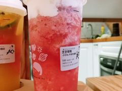 芝芝莓莓-喜茶(上海兴业太古汇店)