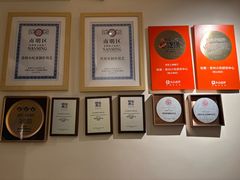 -包整·丝娃娃(一览甲秀楼风景店)