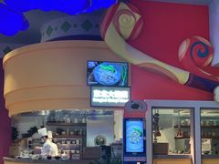 -美食小镇·观赏珍稀鸟类·长隆熊猫酒店