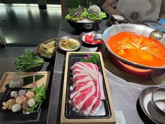 -湊湊火锅·茶憩(杭州湖滨银泰in77店)