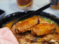 番茄浓汤鸡翅猪扒面-华嫂冰室(尖沙咀店)