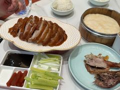 -梅利汴京烤鸭•开封豫菜地标店(东司门店)