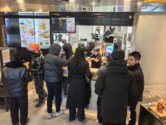 -麦当劳(展览路店)