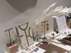 -LADY FAFA(巨鹿路陕西南路路口店)
