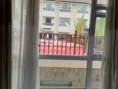 -兴芮温泉度假区