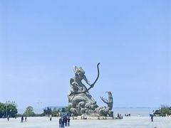 -巴陵广场