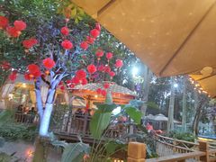 -二荆条·蜀鲜汇城市森林火锅