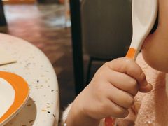 -必胜客(WOW中心城店)