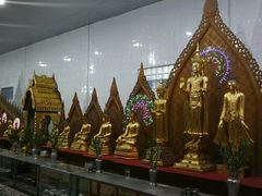 -ခြောက်ထပ်ကြီးရွှေသာလျောင်းဘုရားကြီး