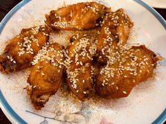 秘制鸡翅-三妹小龙虾·黄油蟹(华侨城总店)