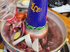 苏尼特极品羔羊肉-毛辣果·贵州红酸汤牛肉火锅(西单店)