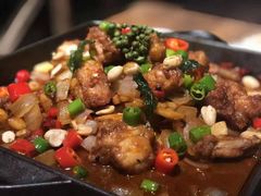 馋嘴牛蛙锅-蜜桃餐厅·江浙融合菜(荟聚购物中心店)