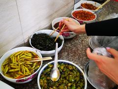 调料台-胜嘉生榨米粉(科园总店)