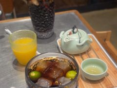 -潮界(LU·ONE凯德晶萃广场店)