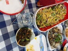 -雪熊哈尔滨烧烤·精酿啤酒·砂锅(中央胜境店)