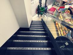 -全家便利店(沪南公路店)
