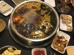 -邓莽子老火锅(中兴路总店)