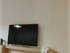 -汉庭(上海虹桥路地铁站店)