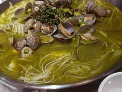 -街角等你.大连海鲜烧烤.经典铁板海鲜串(西安路店)