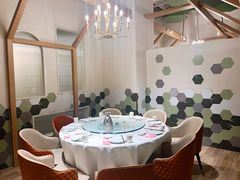 -红樱桃·欢乐餐厅(太原里店)