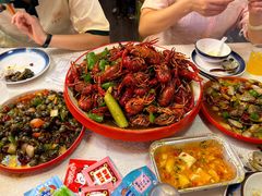 -海盗船. 龙虾烧烤. 酒馆